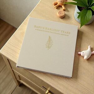 Baby's Earliest Years Memory Book